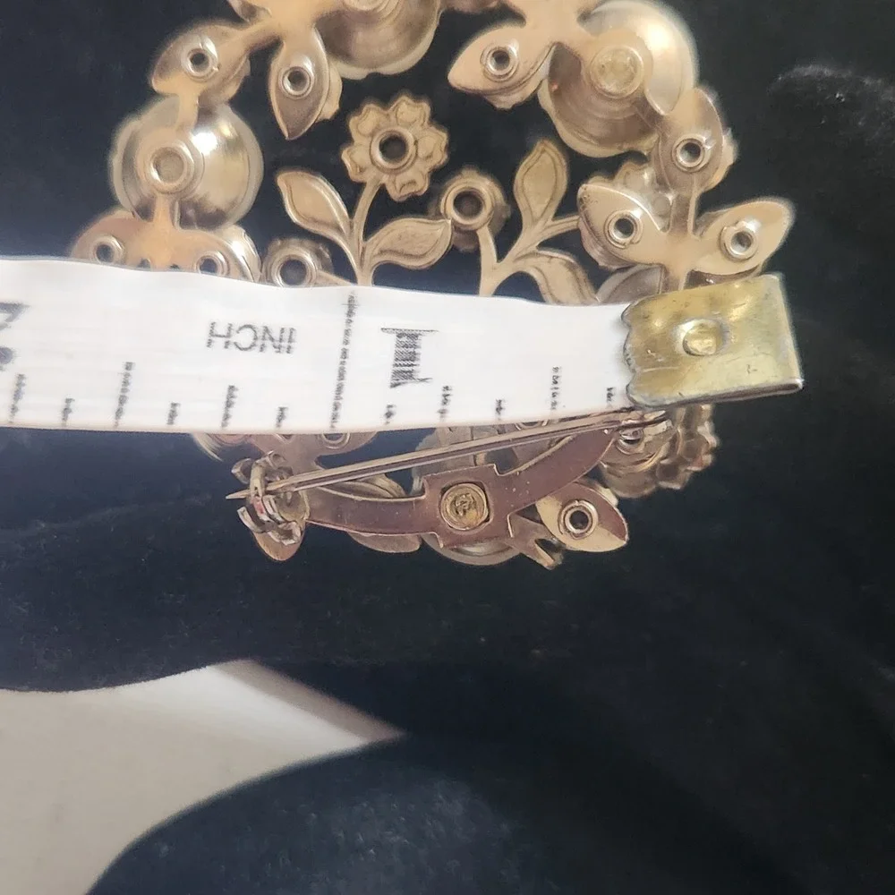 Vintage Gold Tone Wreath Brooch White Carved Roses pink Rhinestones Floral